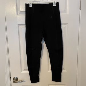 GYMSHARK leggings - size L